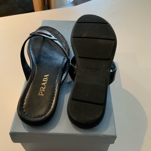 ❌SOLD❌ Prada Sandal size 7.5 - Picture 2 of 4